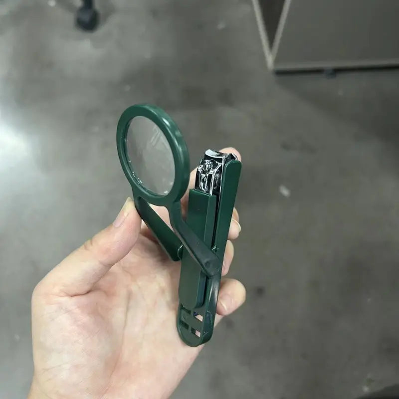 Magnifying Nail Clipper – Precision Nail Cutter with Built-In HD Glass Lens