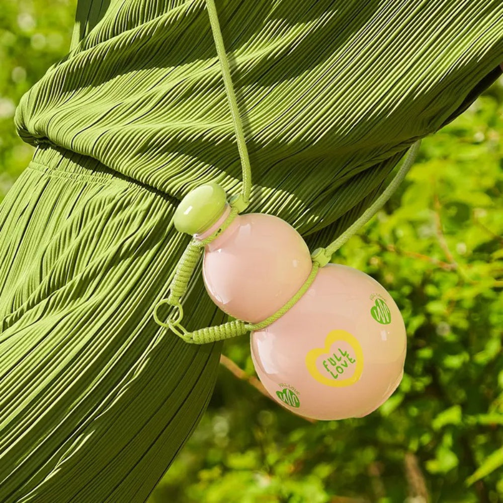 Cute Gourd Water Bottle with Adjustable Strap – Large Capacity